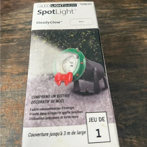 LED Light Show Christmas Spotlight with SteadyGlow in White - Picture 3 of 4